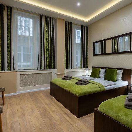 Budapest Holidays Apartments ภายนอก รูปภาพ